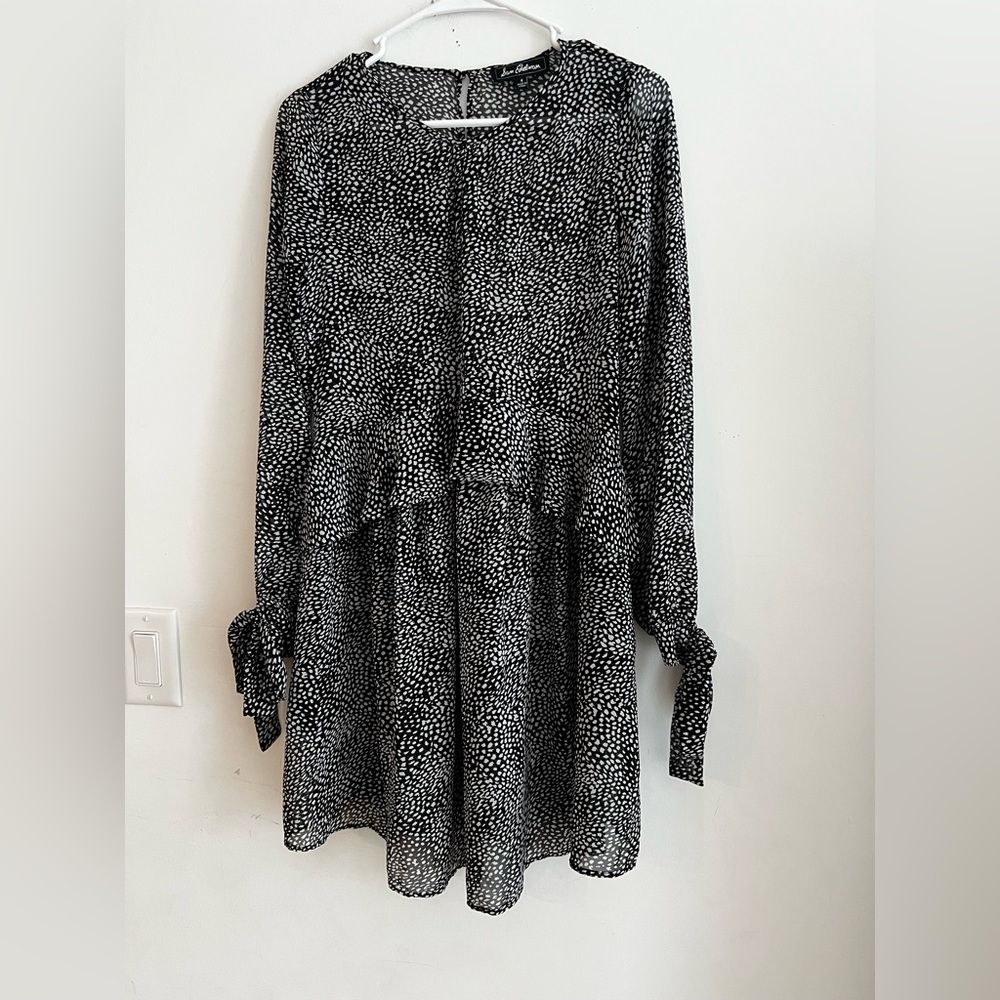 Sam Edelman Black & White Long Sleeve Tiered Dress Size 4